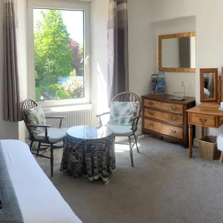 ホームステイ Birch Tree House *