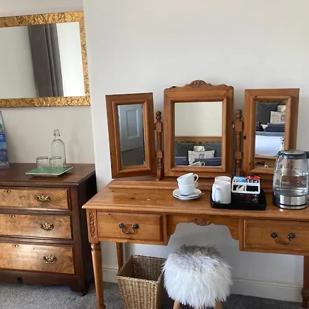 ホームステイ Birch Tree House *